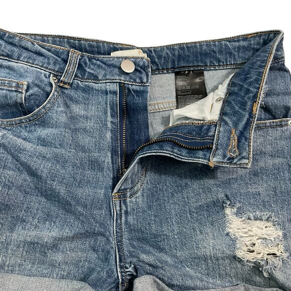 H&M Jean Shorts Womens Size 6 Blue Jean Denim Cuffed Distressed Mid Rise Zip Fly - Picture 3 of 9